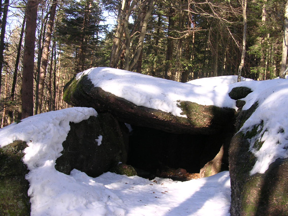 la grotte des Druides, camp Sud